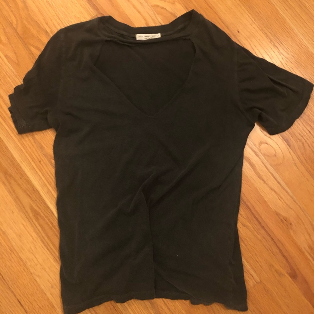 Brandy shirt with triangular neck line cut out